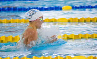 Tatjana Schoenmaker cruised ahead of the pack in the 200m breaststroke to an impressive new African Record and Olympic Qualification time of 2:20.17 on the third night of swimming action at the SA National Aquatic Championships taking place in Gqeberha. Photo: Supplied