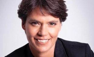 Legendary South African swimmer, Penny Heyns, advises Olympic-bound athletes to focus on their own race and also emphasises on the importance of having fun along the way. Photo: Supplied