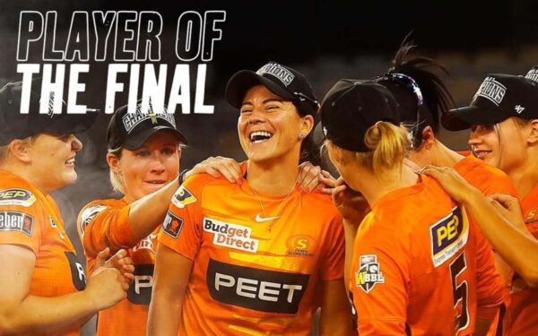 Momentum Proteas all-rounder, Marizanne Kapp, delivered a matching winning performance to win Player of the Final as Perth Scorchers claimed their first-ever Women’s Big Bash League title on Saturday, 27 November 2021. Photo: Marizanne Kapp (Instagram)
