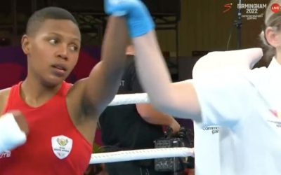 South African boxer Phiwokuhle Mnguni makes history as she is guaranteed a bronze medal for progressing to the semi-final round at the 2022 Commonwealth Games. Photo: Team South Africa (Twitter)