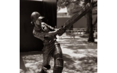 Former Australian captain Belinda Clark is the first woman cricketer to be honoured with a statue, which was unveiled at Sydney Cricket Ground. Photo: SCG