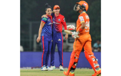 Momentum Proteas all-rounder Marizanne Kapp completed a brilliant 5 wicket haul to register the best bowling figures at the inaugural Women’s Premier League on Saturday, 11 March 2023. Photo: Delhi Capitals (Instagram)