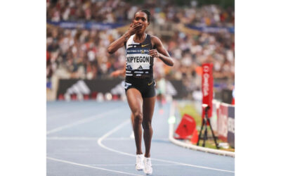 A week after the smashing the 1500m world record at the Florence Diamond League, Kenya’s Faith Kipyegon has gone on to set another world record in the 5000m event in Paris on Friday, 9 June 2023. Photo: Faith Kipyegon (Instagram)
