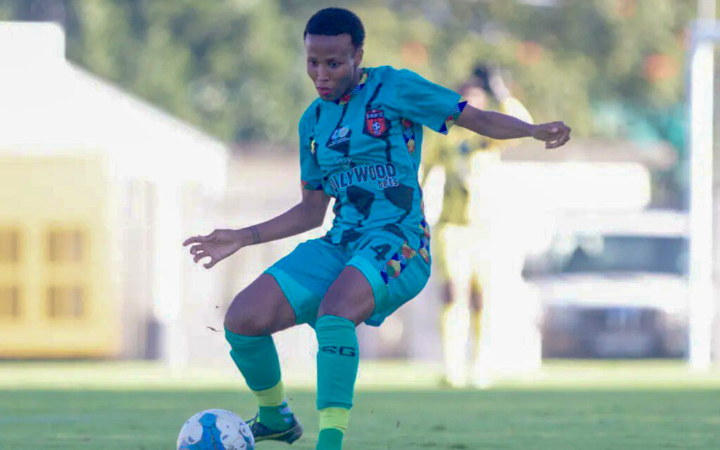 Musa Mnisi pictured directing play for TS Galaxy during the weekend’s Hollywoodbets Super League in Weekend 12 fixtures. The Queens ran riot with an 8-0 demolition of Durban Ladies At Sugar Ray Xulu Stadium in KwaZulu-Natal, with Nicole Michael and Leandra Smeda each bagged a brace, powering Sizwe Sibiya’s side to their biggest win of the season. All Photos: Supplied