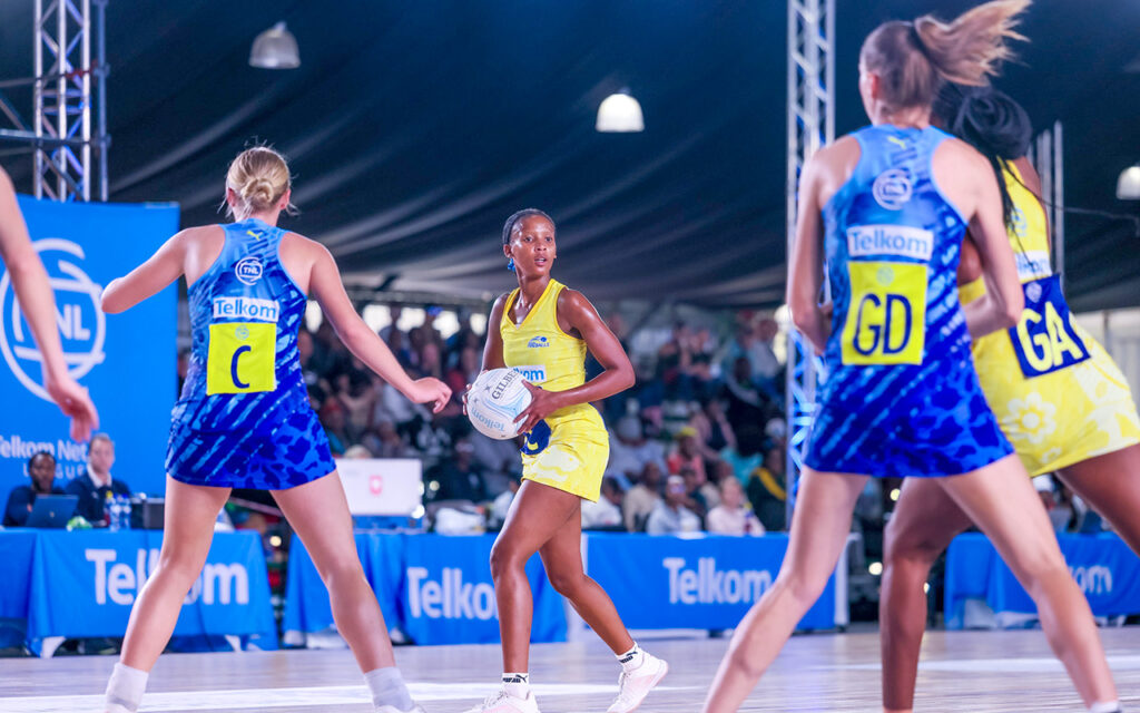 The Golden Fireballs beat the Jaguars in a nail-biting encounter in the Gauteng derby on Day 4 of the Telkom Netball League at Sun City Sun Park in the North West Province, on Youth Day in South Africa on Monday. All Photos: Netball South Africa