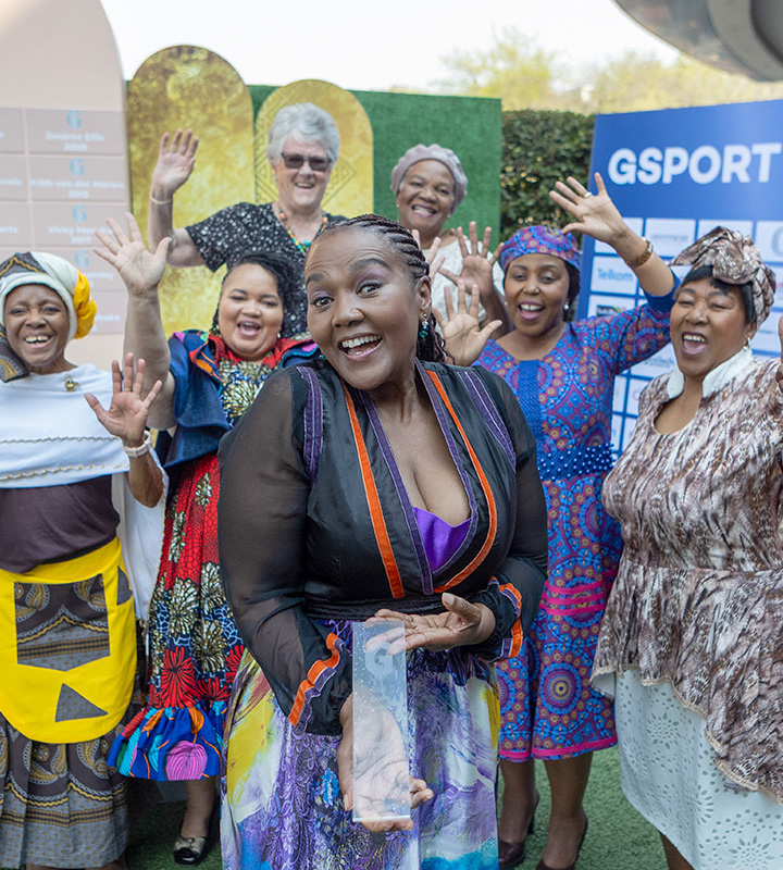 2025 gsport Hall of Famer Cynthia Tshaka celebrates her induction with DM Peace Mabe and excited former Hall of Fame dignitaries, at the Proteas Hotel Wanderers in Illovo, Johannesburg, on 30 August, 2025. Photo: Alaister Russell / gsport