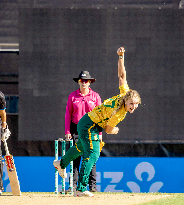Annerie Dercksen pictured in the release moment of her delivery, one of three SA bowlers to pick up a wicket in New Zealand’s chase.