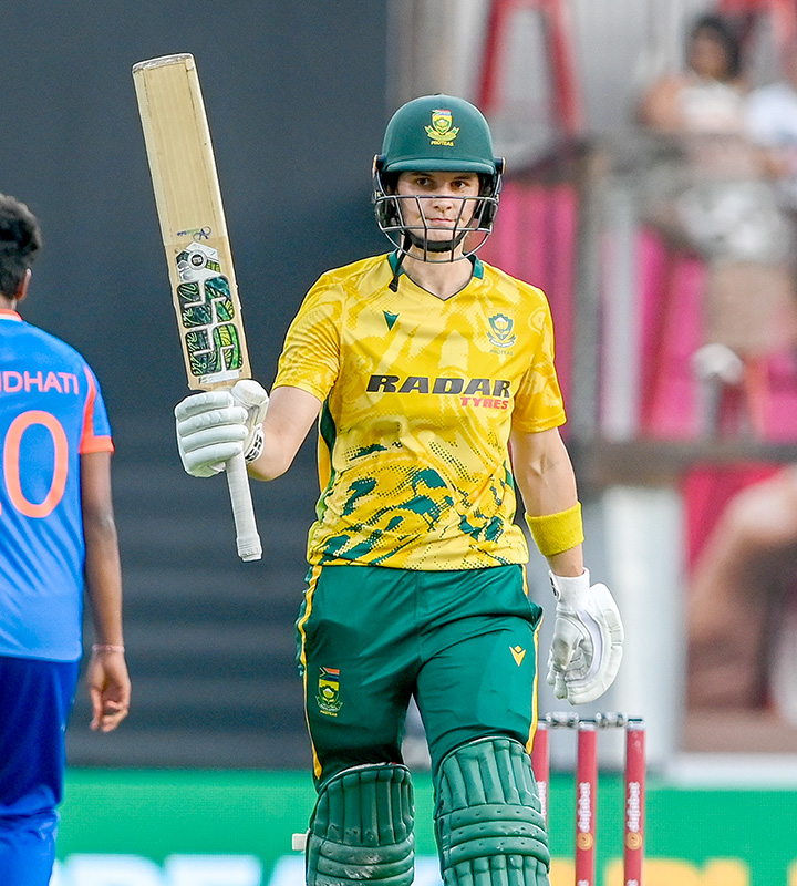 Chloé Tryon Stars with Ball as Proteas Women Take 2-0 T20I Series Lead at Kingsmead