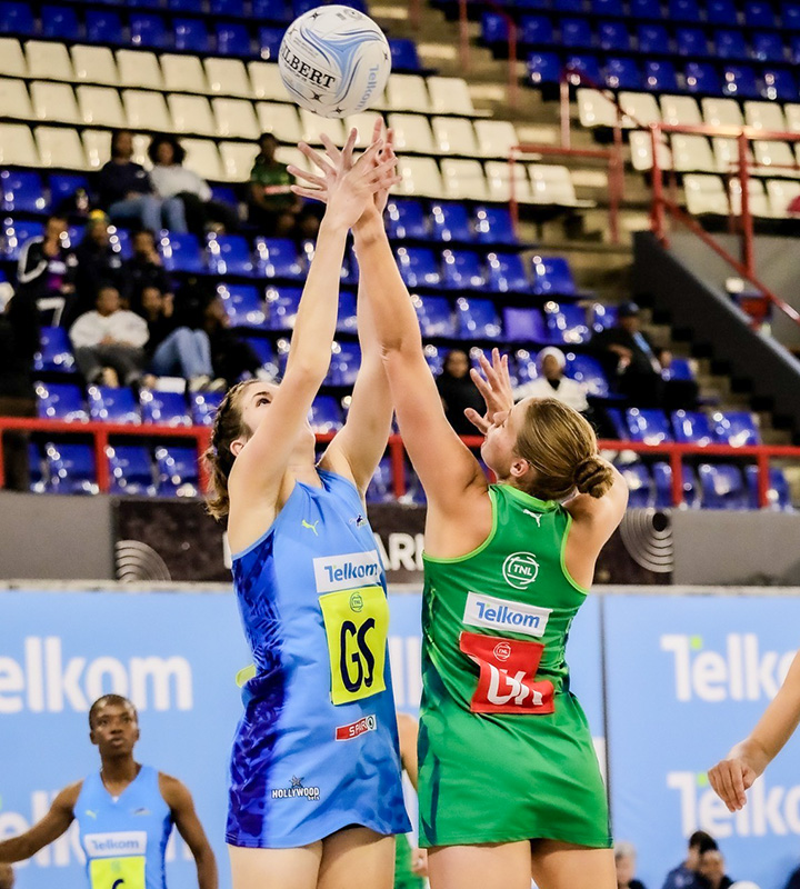 The Gauteng Jaguars held their nerve in a Division 1 thriller, edging the Flames 46-45 by a single goal in the closing seconds.