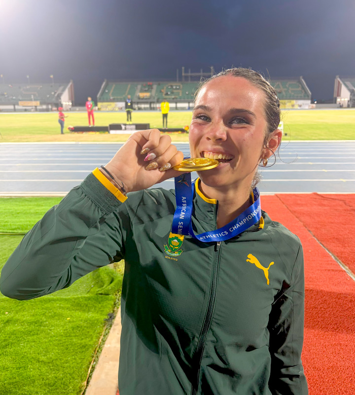 African and U20 pole vault champion Ansumé de Beer has been in a record-setting and gold-medalling frame of mind. Photo: Supplied
