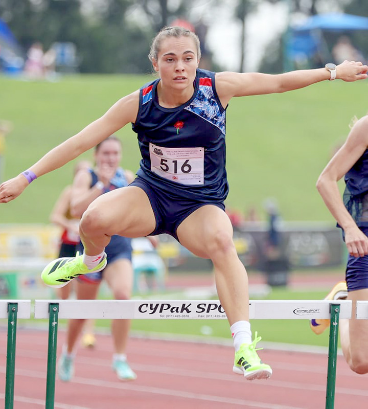 Megan Nieman broke her own national U18 400m hurdles record at the ASA Age Group Champs ahead of the World showpiece. Photo: Cecilia van Bers