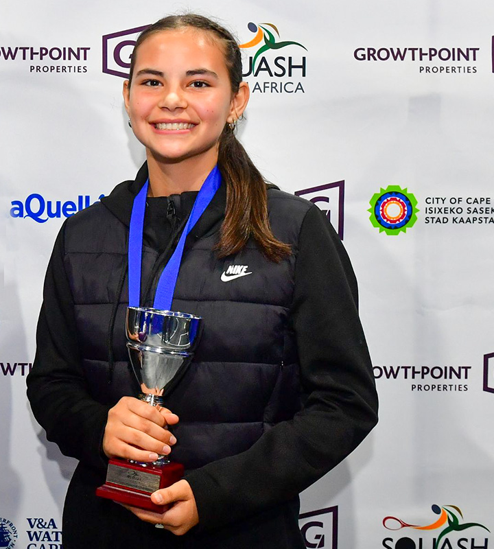 Chanel Leppan capped an unbeaten campaign to be crowned Growthpoint SA Nationals U15 girls squash champion in Cape Town.