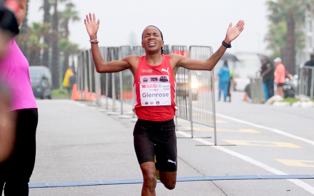 Glenrose Xaba kept her Spar Grand Prix title defence firmly on track with victory in 31:17 in the penultimate leg of the 2026 series, finishing just five seconds outside her own South African 10km record, as Boxer teammate Karabo More took second and Ethiopia's Selam Gebre claimed third place, at Pollok Beach in Gqeberha on Saturday, 26 September 2026. All Photos: Michael Sheehan/Gallo Images