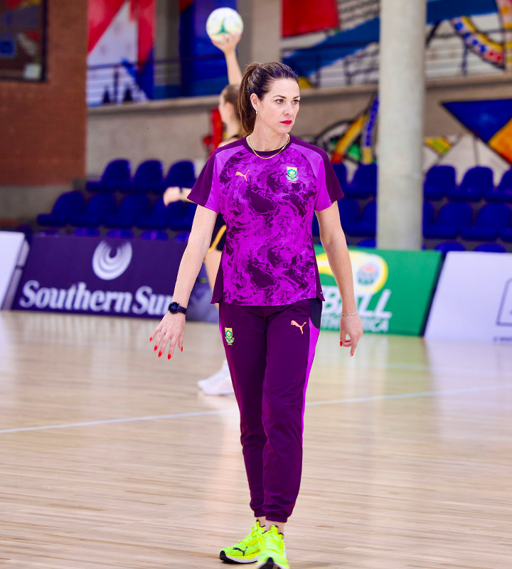 Mentored early by Elize Kotze and Norma Plummer, Jenny van Dyk learnt that trusting players to think for themselves on court is what wins finals.